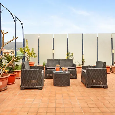 Yourhome - Olly House Σορέντο