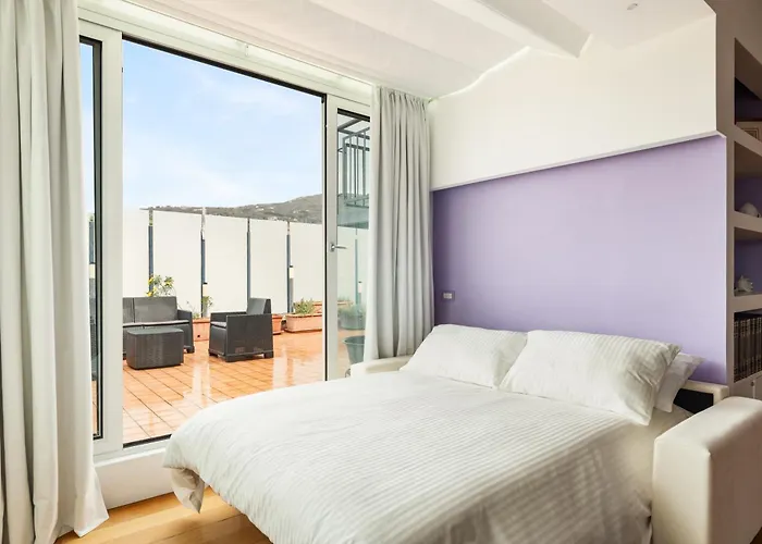 Yourhome - Olly House